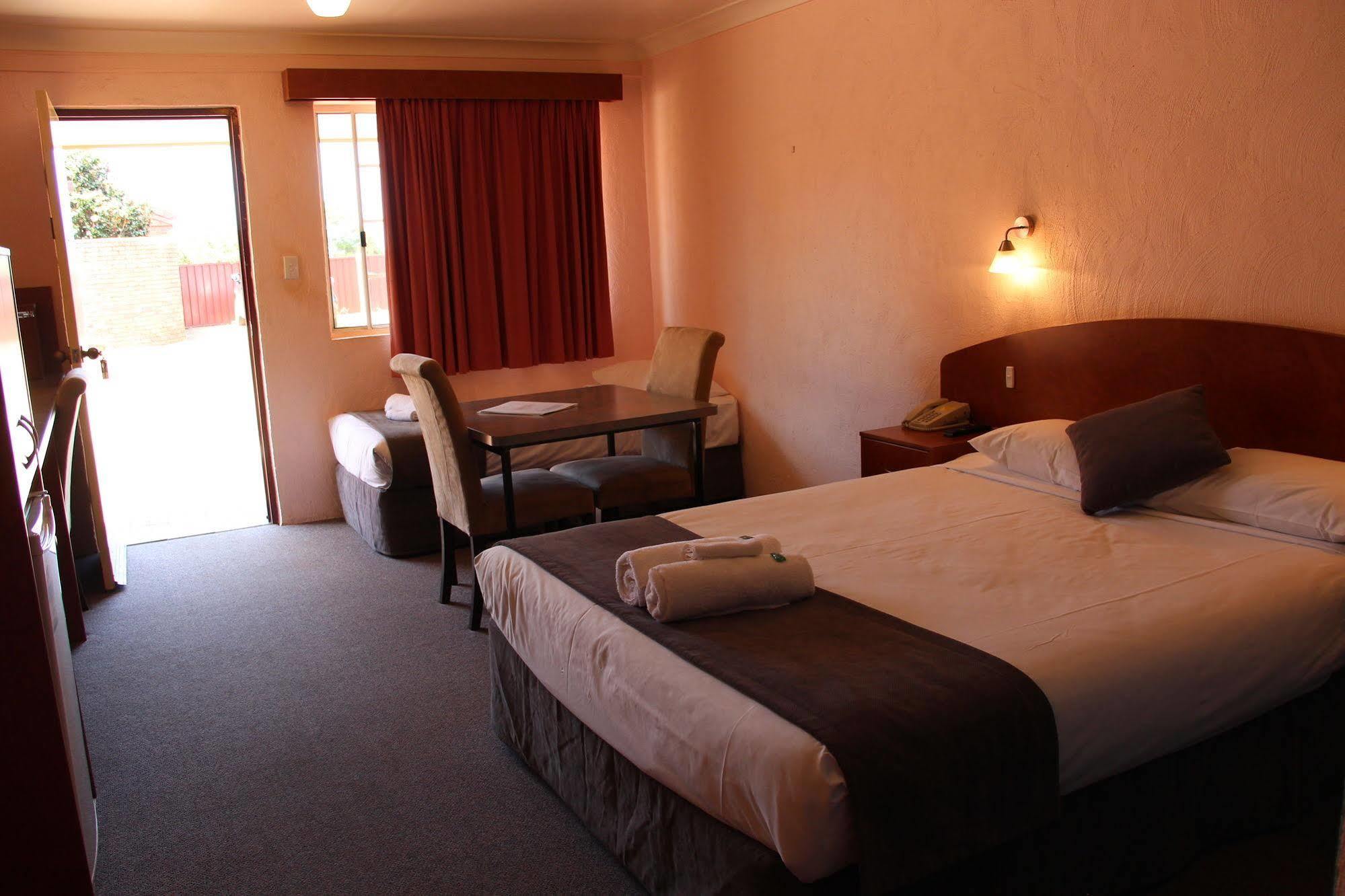 Childers Gateway Motor Inn Kültér fotó